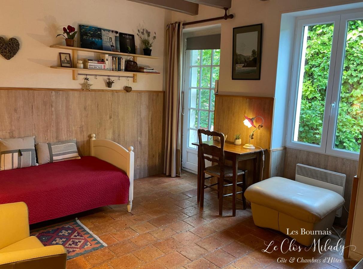 Chambres D'Hotes Les Bournais - Le Clos Milady L'Ile-Bouchard Экстерьер фото